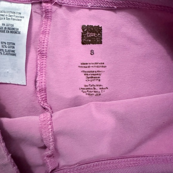 Tea Collection | Bundle of Solid Capri Length Leggings (8) - Picture 13 of 13